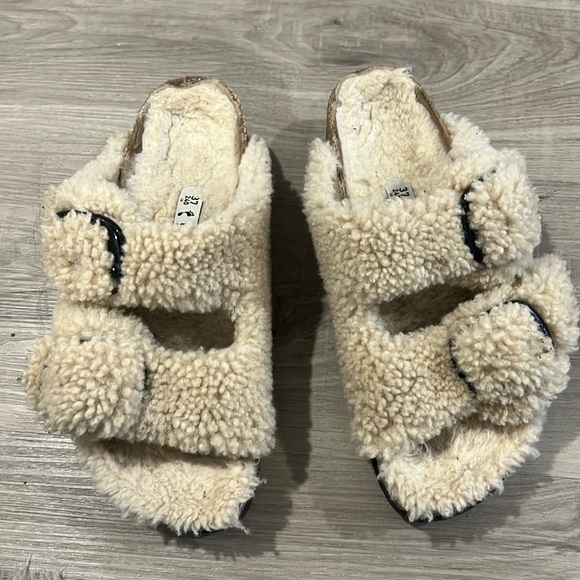 Birkenstock Papillion Used slippers - Picture 1 of 3